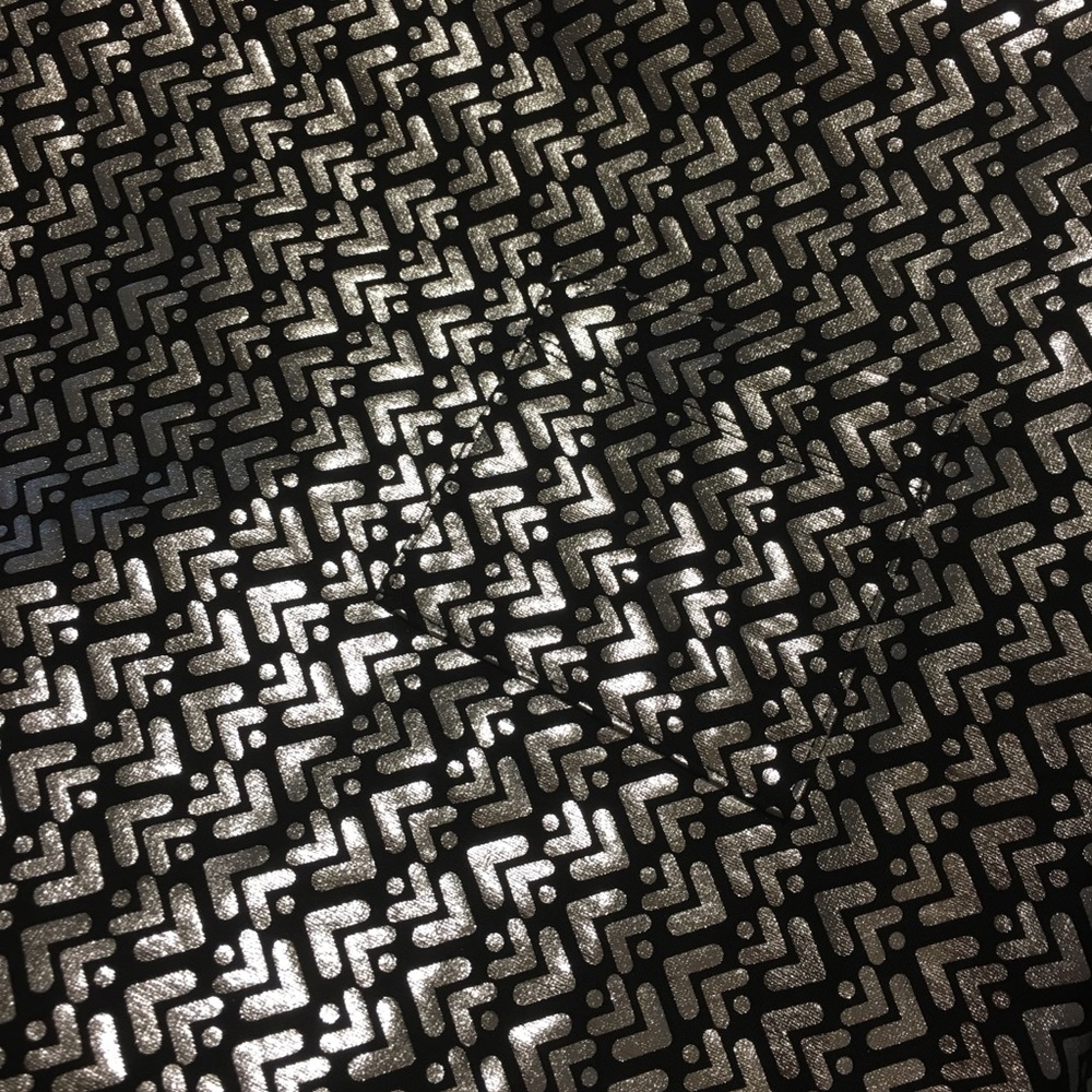 LulaRoe ✨NWT✨ Elegant Carly in Black/Silver Arrows - Picture 6 of 8